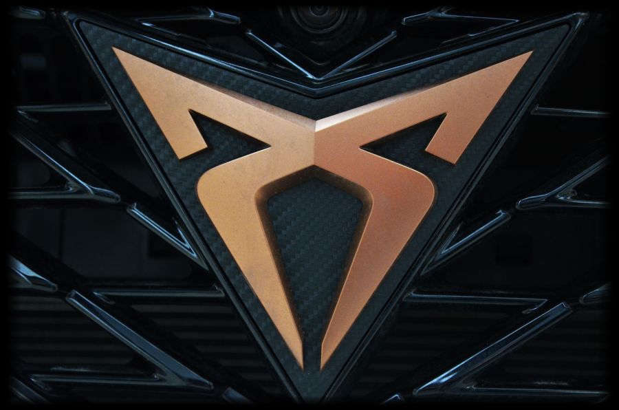 zdjęcie SEAT CUPRA   ATECA